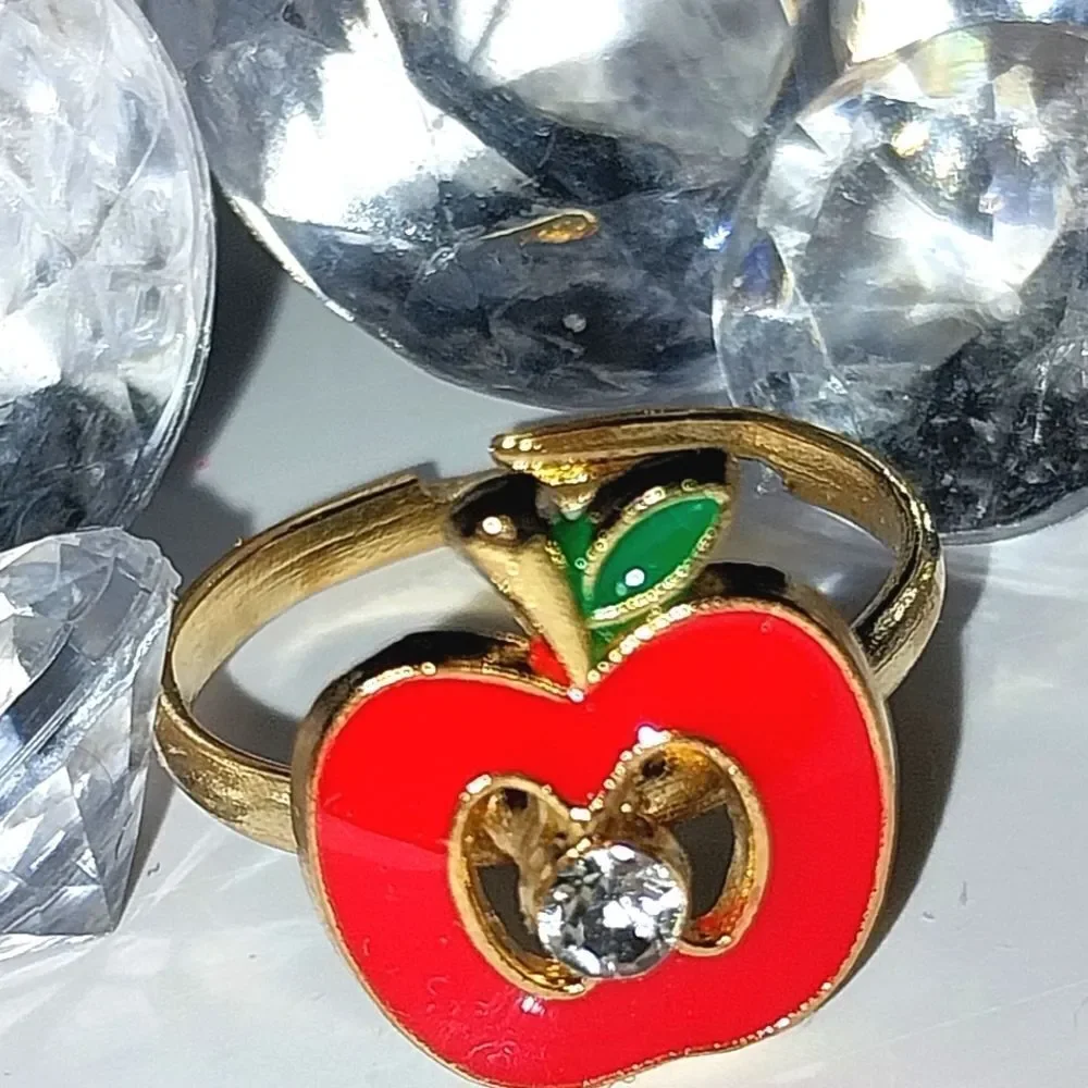 Super cute girls jeweled adjustable ring